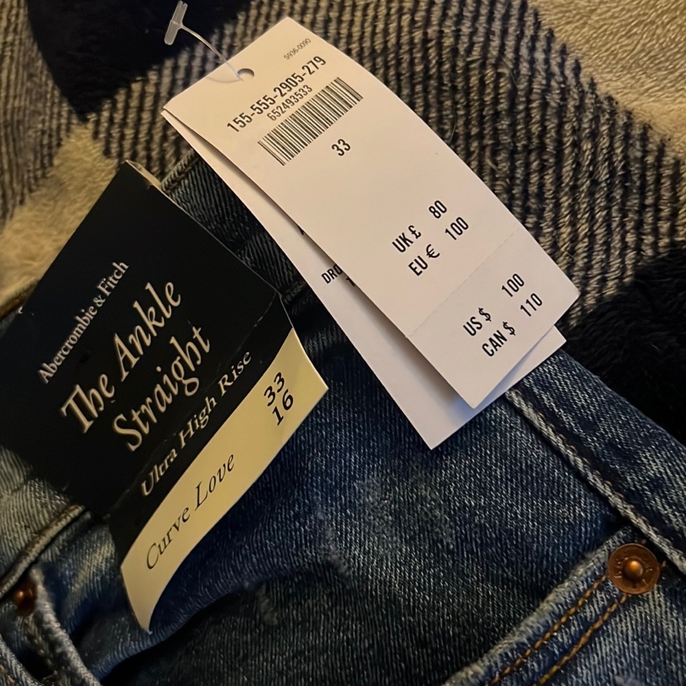 Brand new with tags Abercrombie & Fitch Curve Love jeans